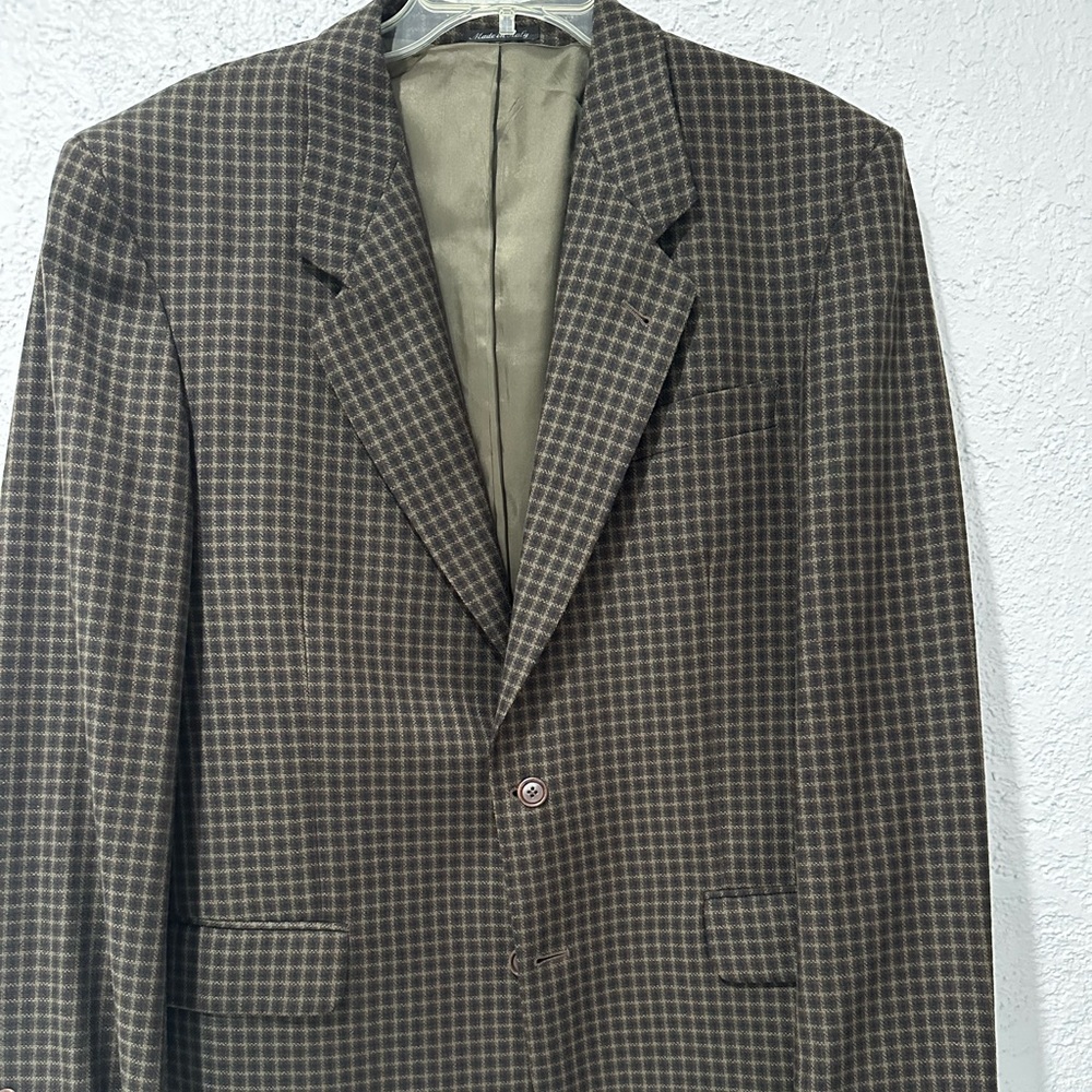 Man’s sport jacket. 100% wool